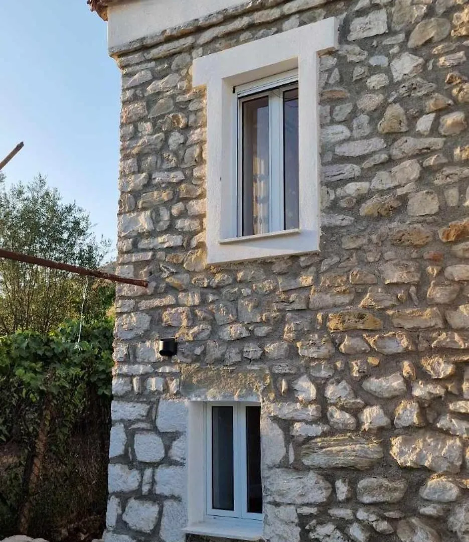 Filippos Home Finiq Albania