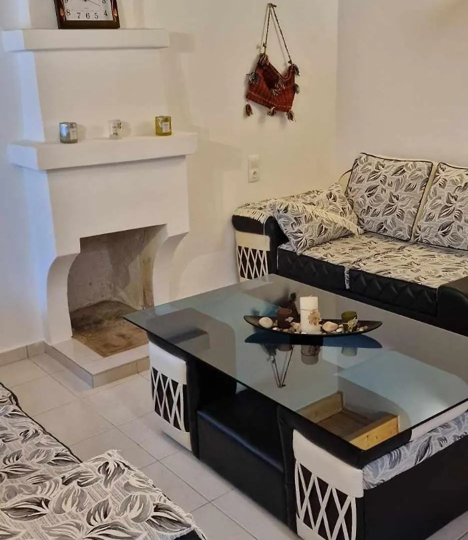 Filippos Home Finiq Apartment